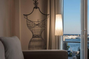 Ioanna Bayview Luxury Apartment 2BDR